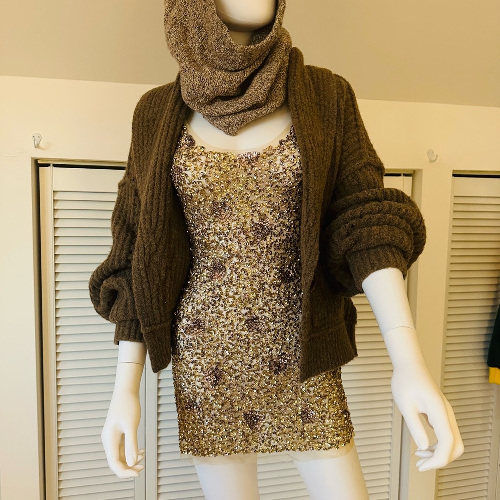 “The Standout Guarantee” 3 piece outfit featuring Arden B. sheer sequin dress. - Picture 2 of 11